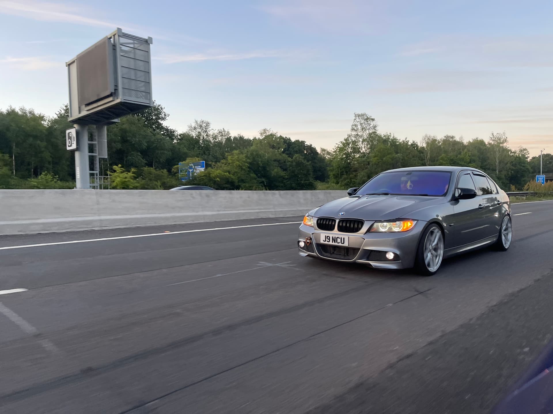 FD9B2FEB AF60 4442 9DB7 259C5D1D2C08