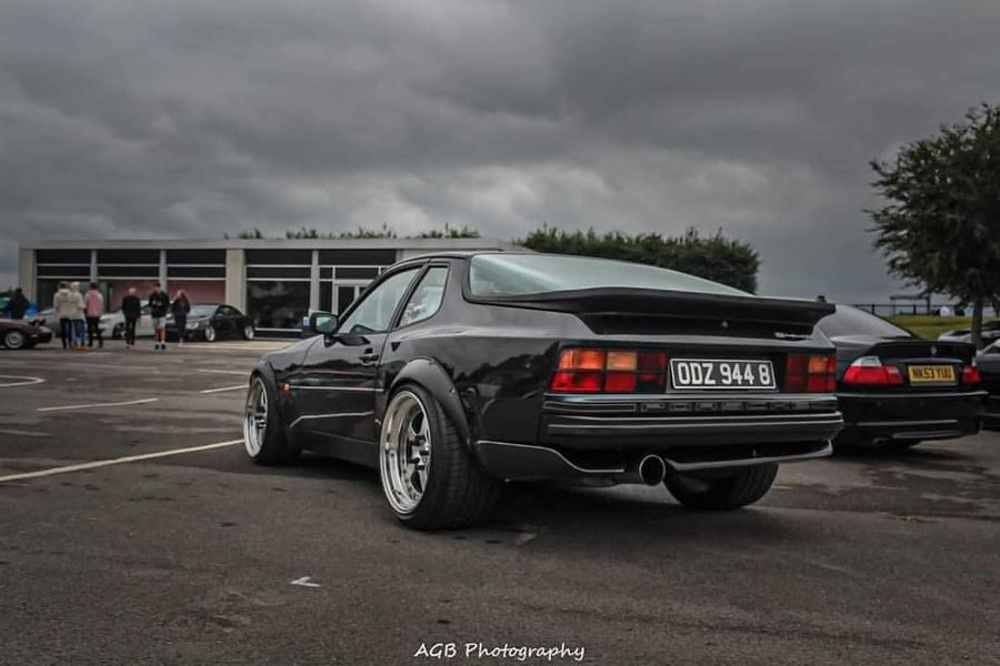 Brad Weedon's Porsche 944s