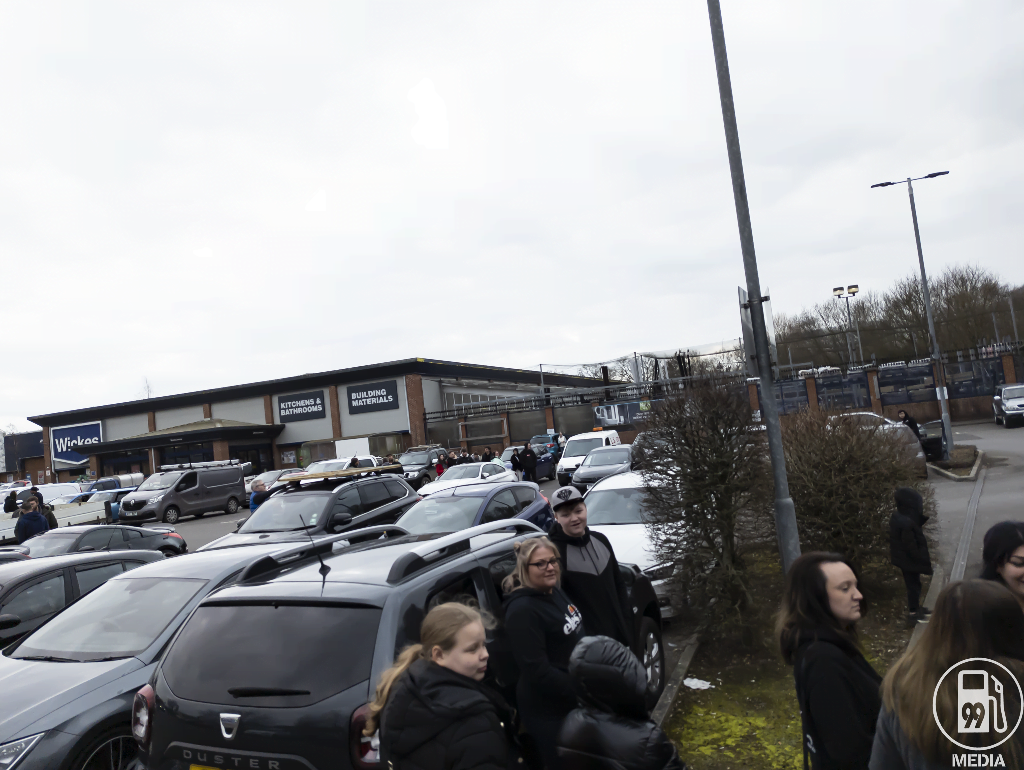 PXL 20220306 122649538