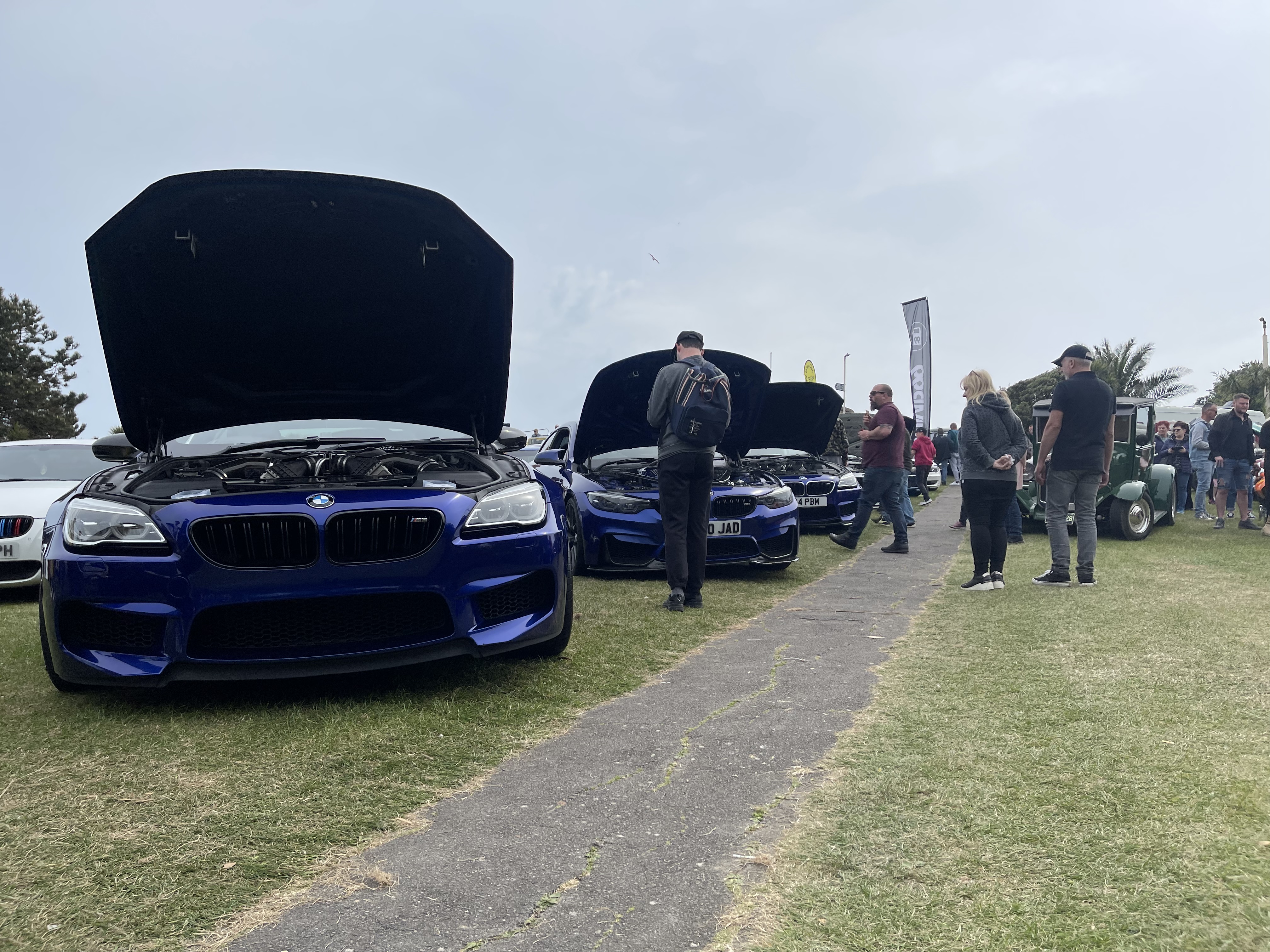 AC73D3B6 3214 4717 B737 DDFE64E6A1F1