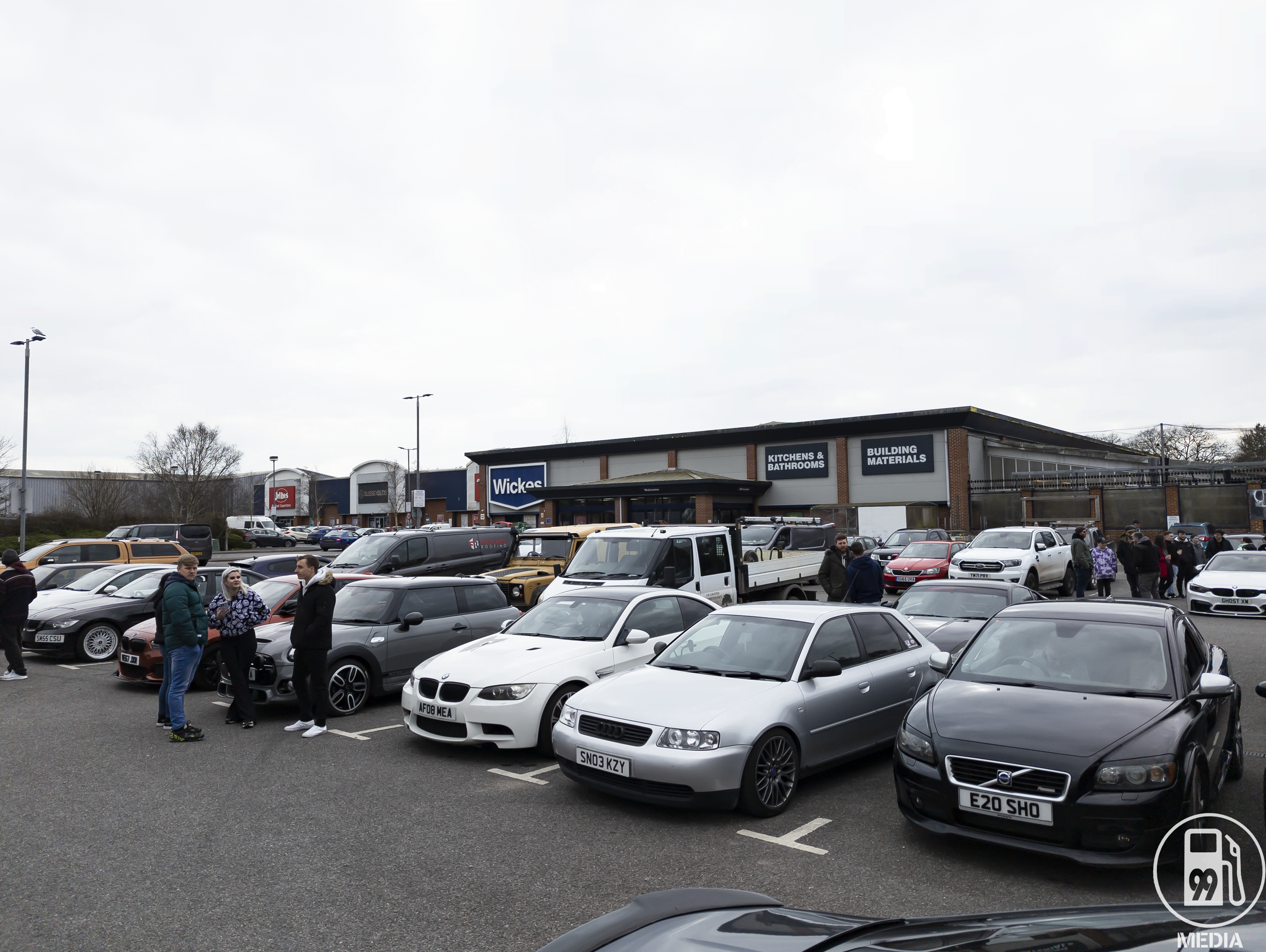 PXL 20220306 122706804