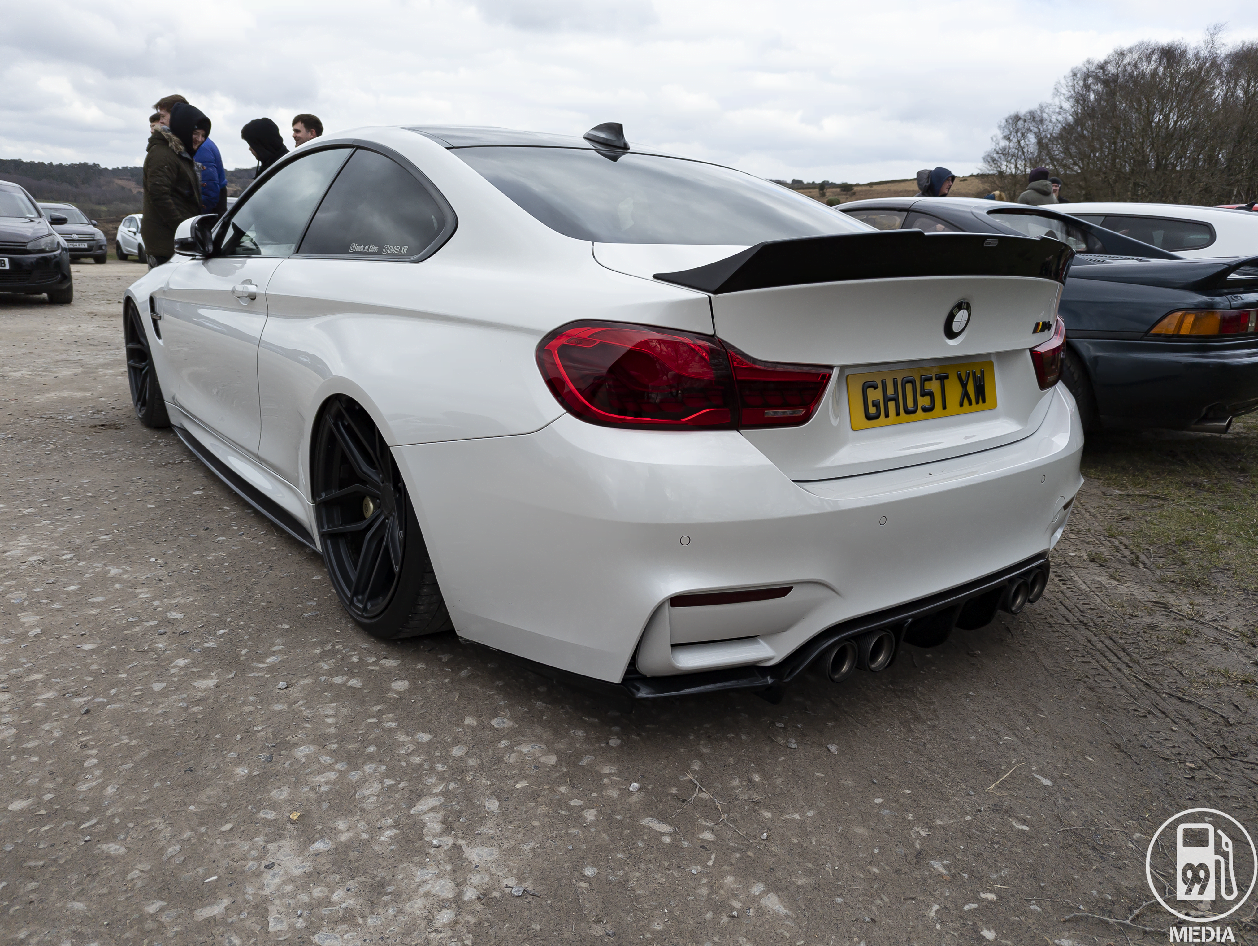 PXL 20220306 131520072